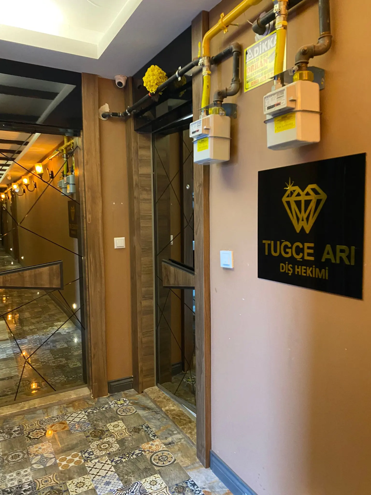 Logo von Diş Hekimi Tuğçe Arı