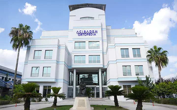 Logo von Acıbadem Adana Ortopedia Hastanesi