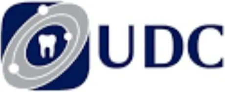 Logo von Universal Dent Clinics
