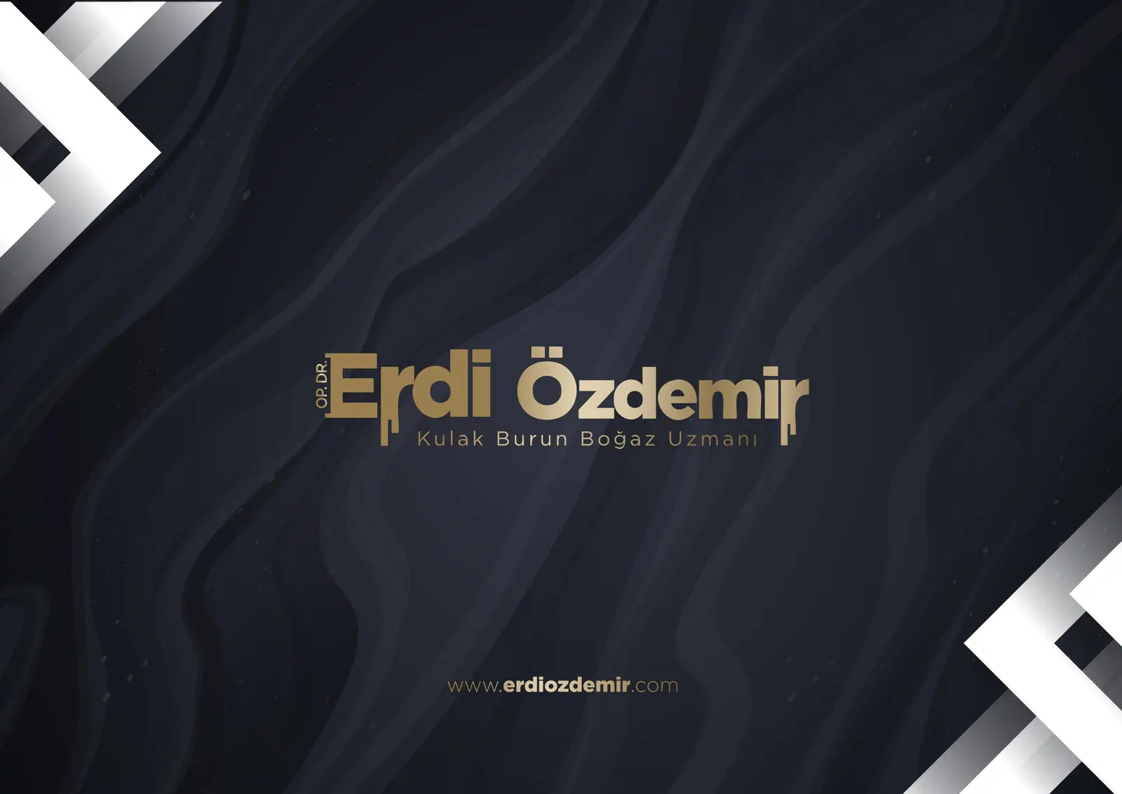 Logo von Op. Dr. Erdi Özdemir Muayenehanesi