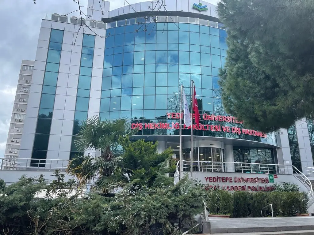 İstanbul Yeditepe Üniversitesi Ağız ve Diş Sağlığı Uygulama Ve Araştırma Merkezi