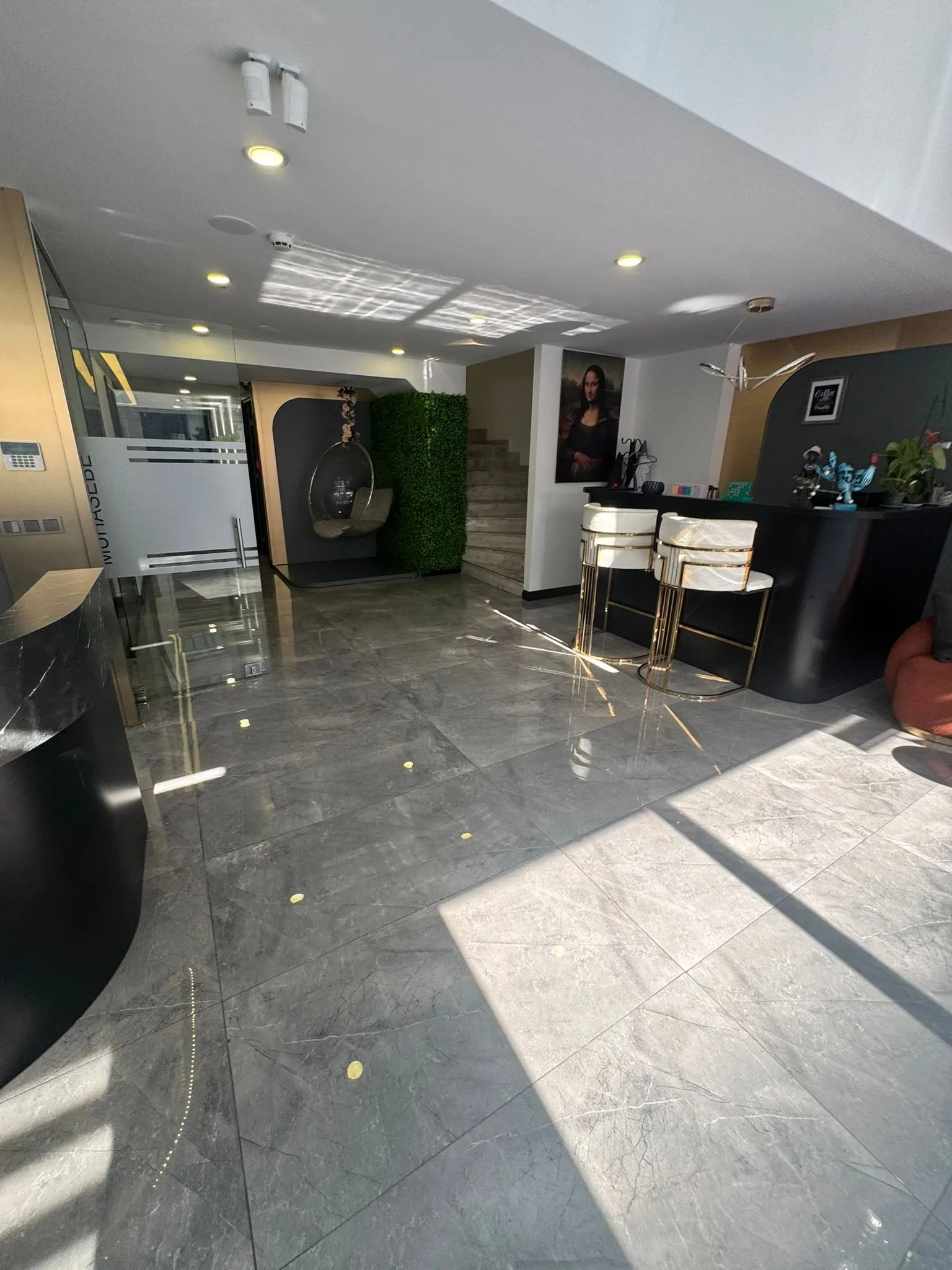 Özel Premium Smile Studio Ağız ve Diş Sağlığı Polikliniği