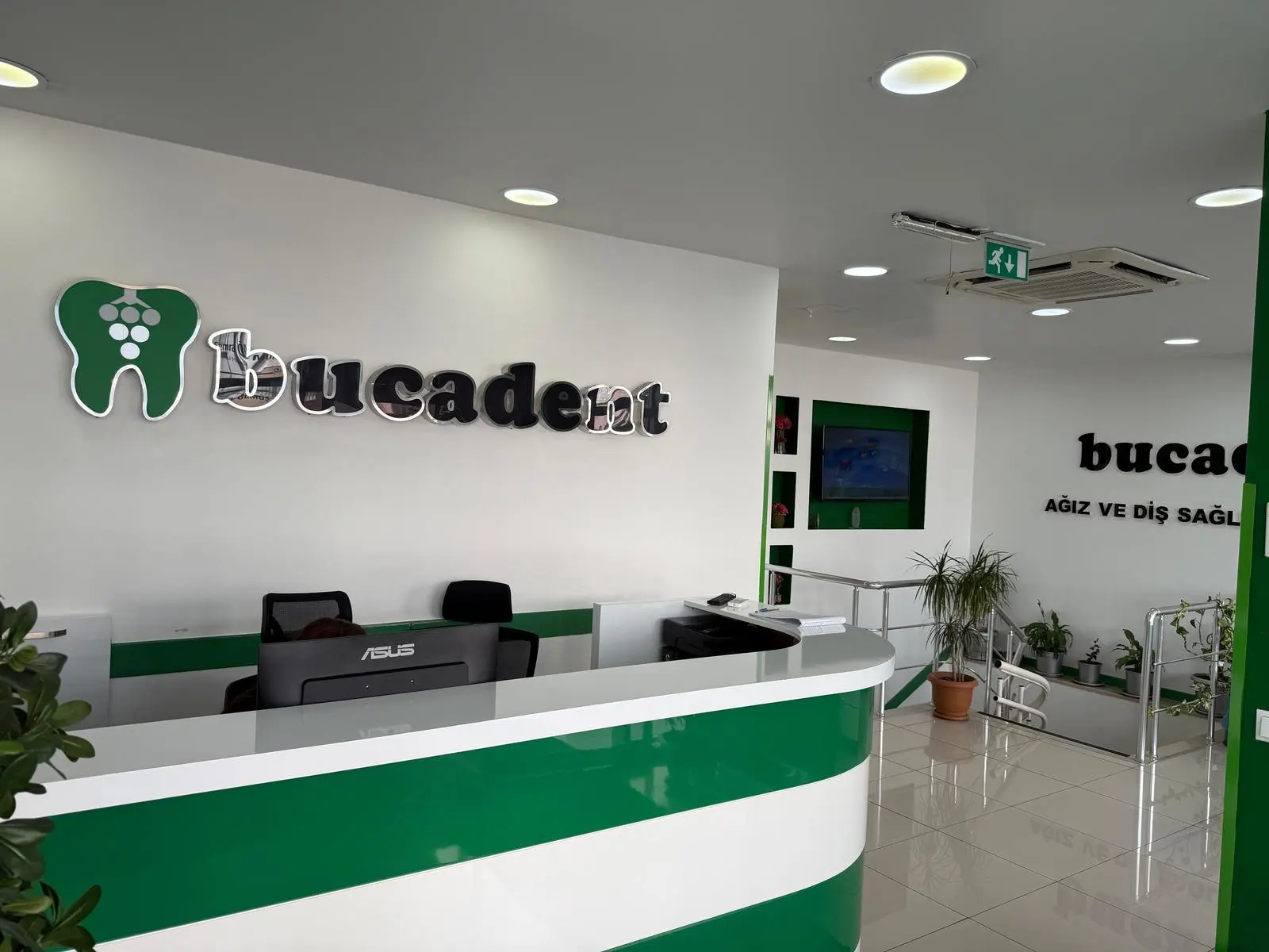 Özel Bucadent Ağız ve Diş Sağlığı Polikliniği
