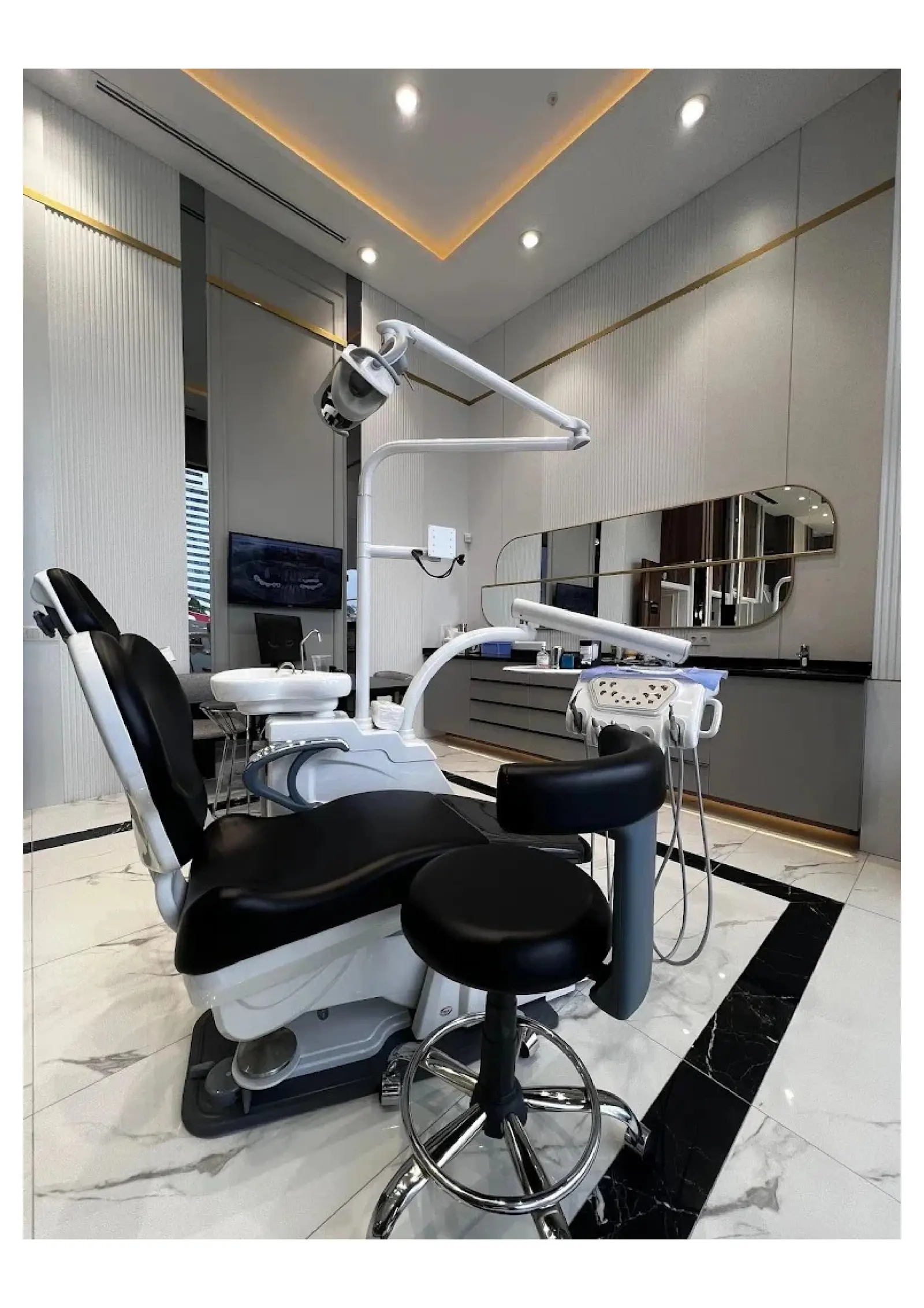 Via Dental Clinic Bağcılar Diş Hastanesi