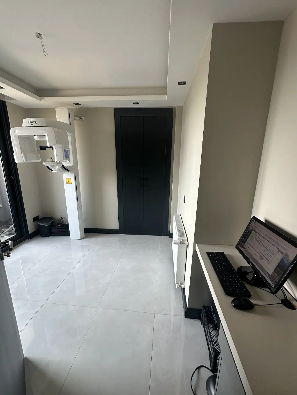 Dentist Bahadir BARAN