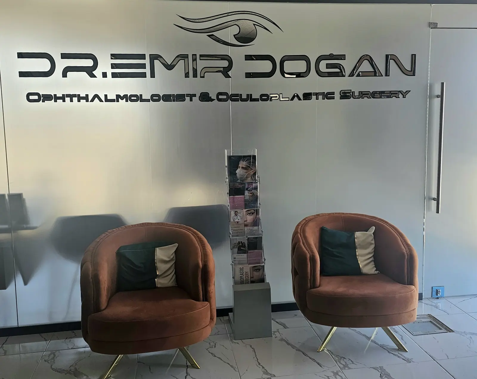 Dr. Emir Doğan