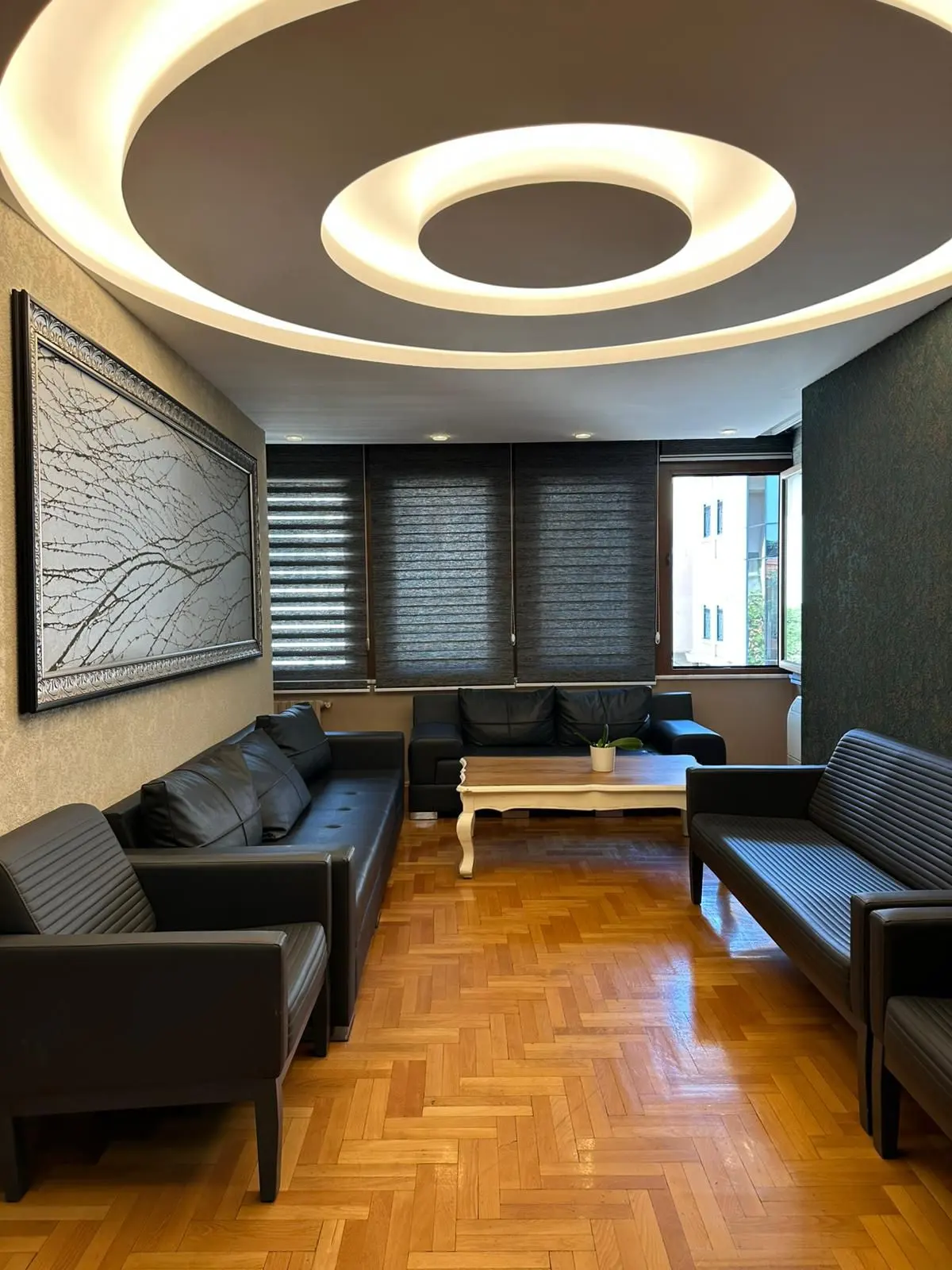 Op. Dr. Özgen Kıvanç