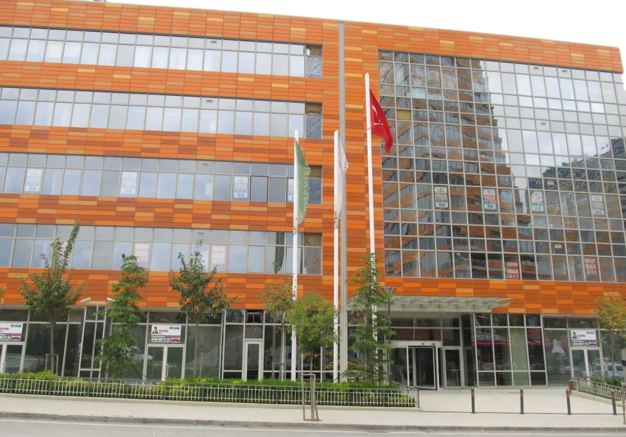 Opr. Dr. Şamil Şahin