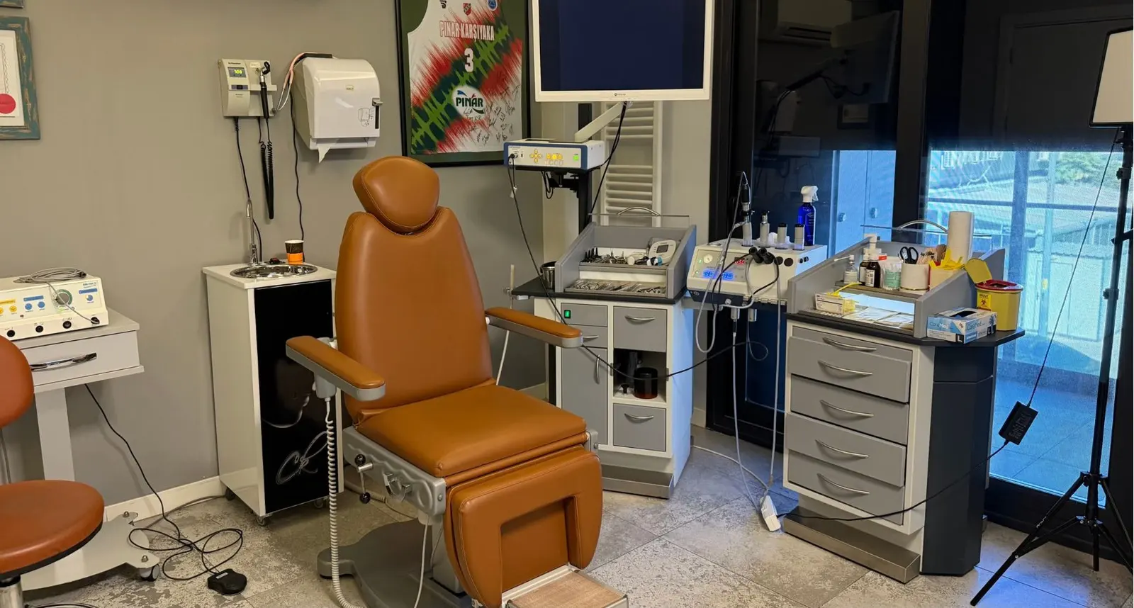 Op. Dr. Cem KARAS