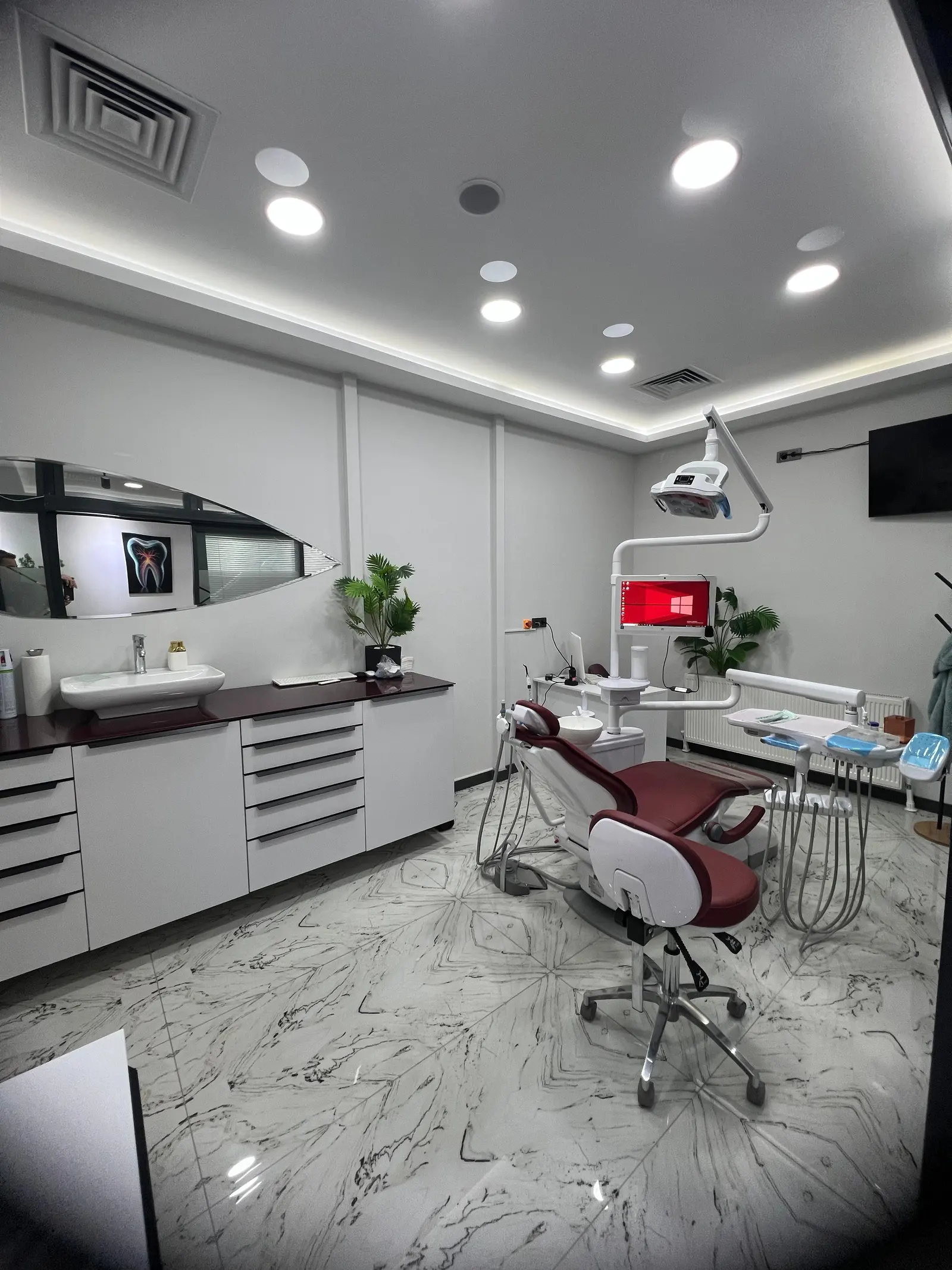 ÖZEL BARİDENT AĞIZ VE DİŞ SAĞLIĞI POLİKLİNİĞİ