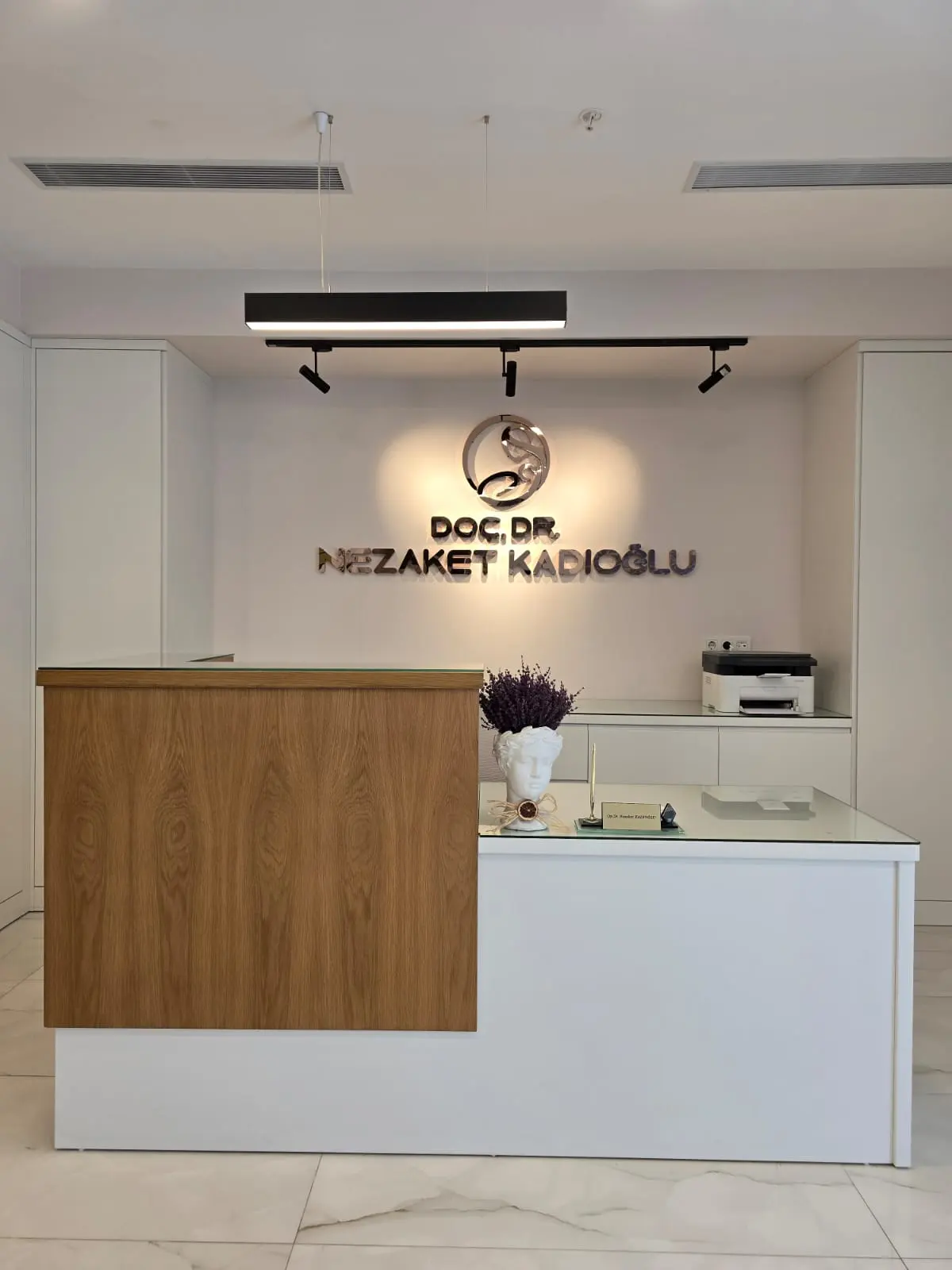 Doç. Dr. Nezaket Kadıoğlu