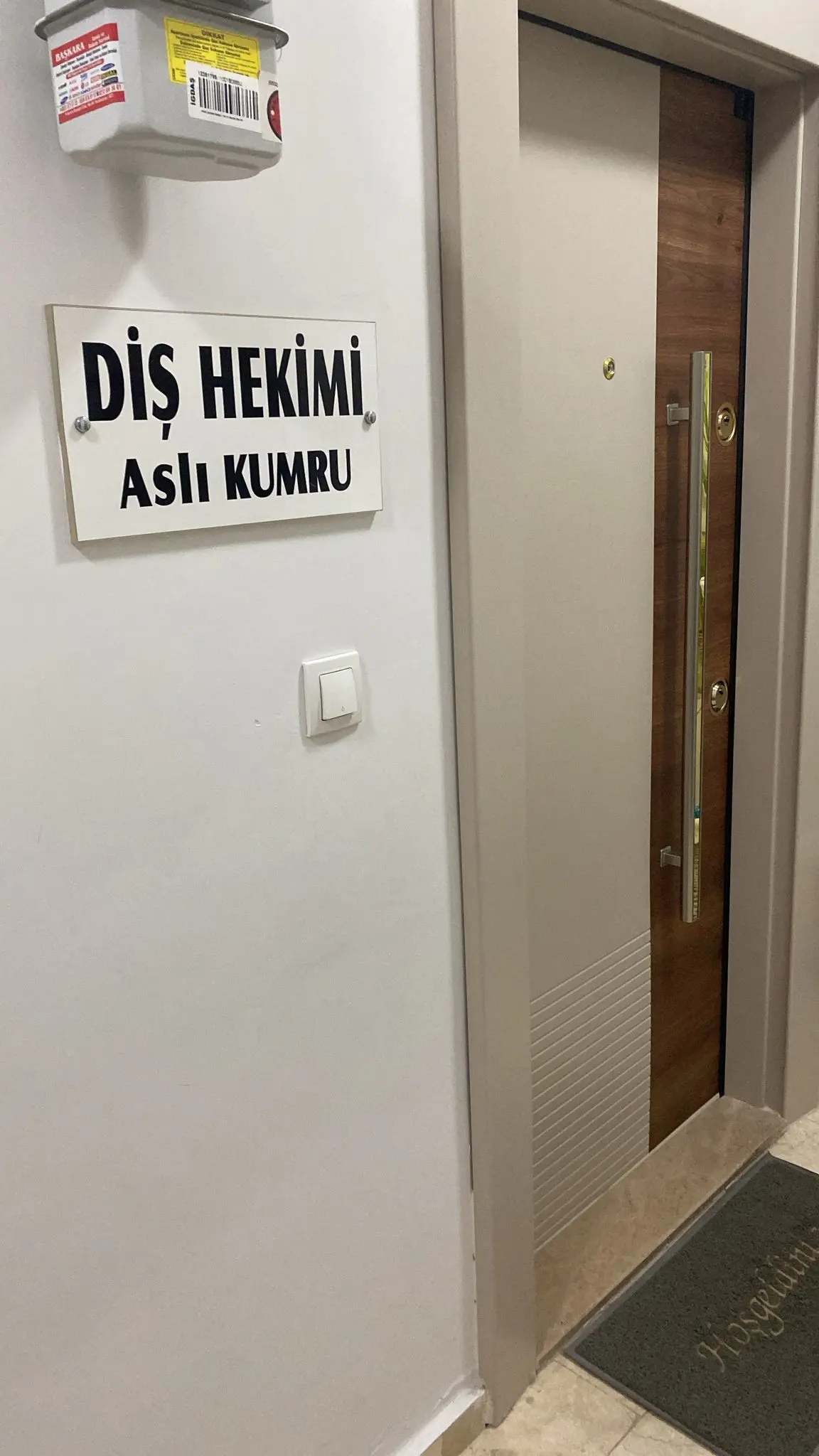 Diş Hekimi Aslı Kumru
