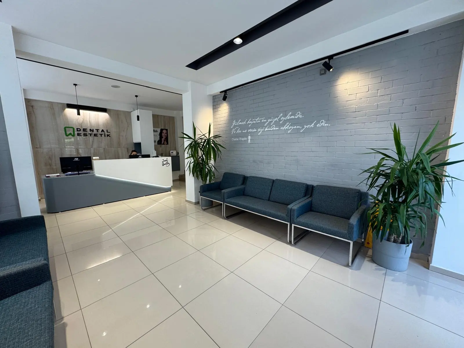 COSMETIC DENTAL