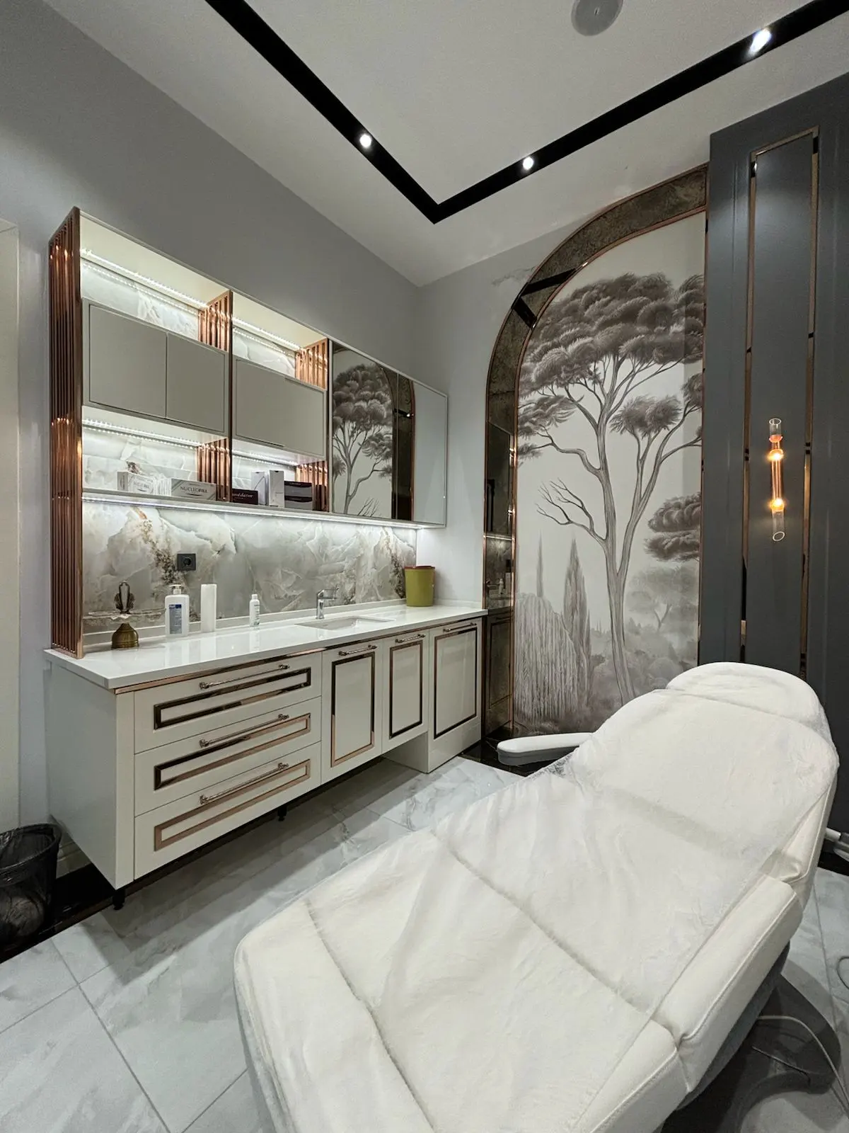 Uzm.Dr.Selda Uzun Dermatoloji Kliniği