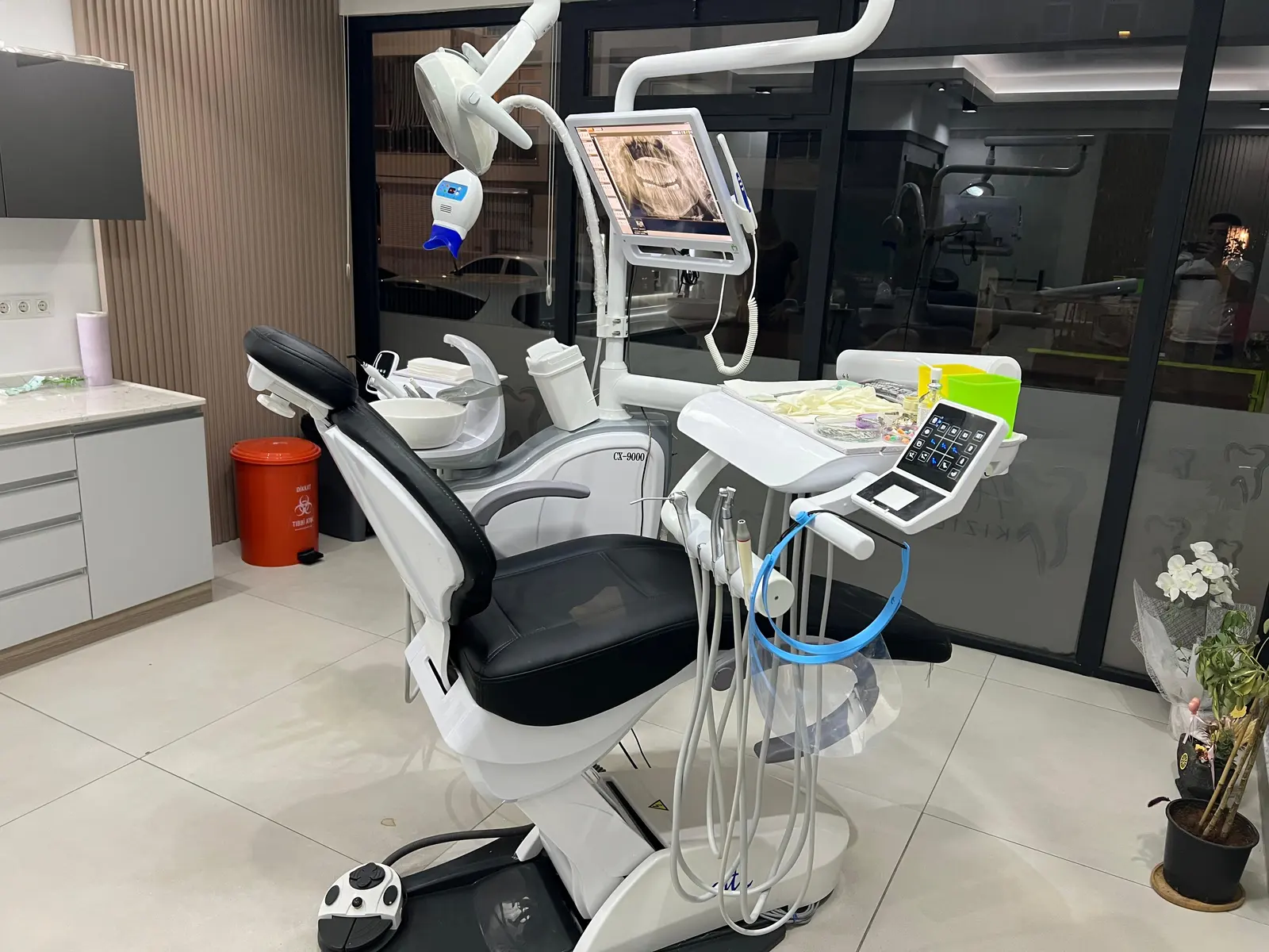 Özel Ant-Dent Kızıltoprak Ağız ve Diş Sağlığı Polikliniği