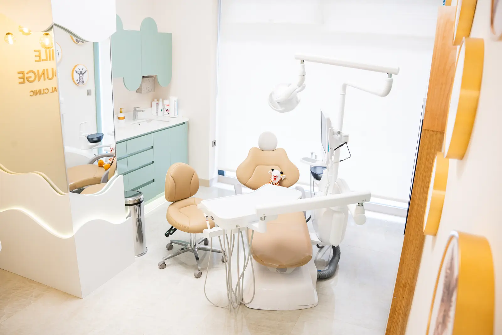 Özel Smile Lounge Ağız ve Diş Sağlığı Polikliniği