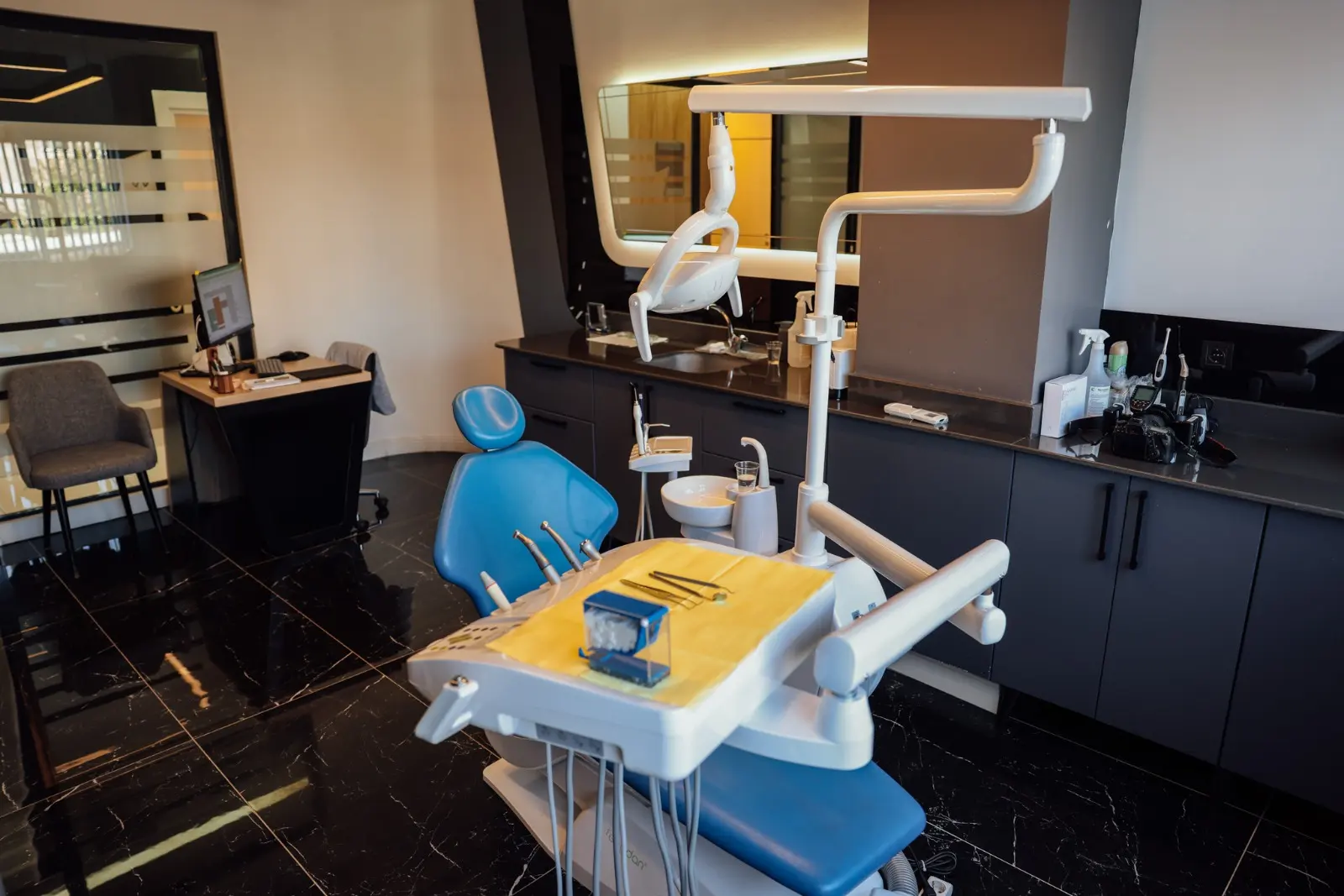 Klinik Ereğli ağız ve diş polikliniği