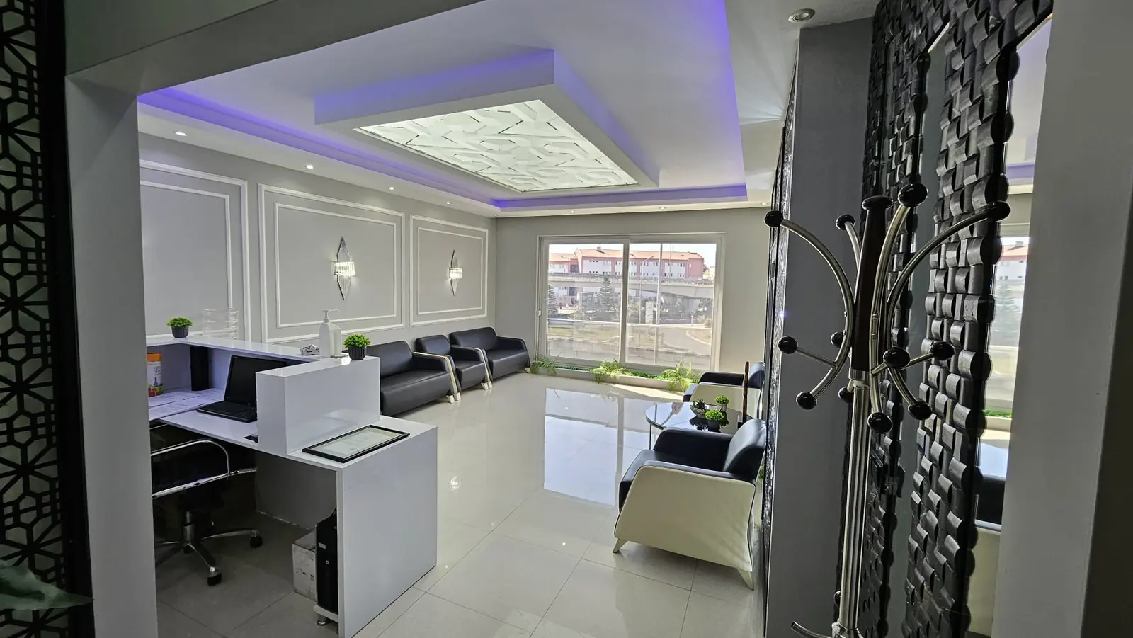 Diş Hekimi (dentist) Mustafa Küçükterci