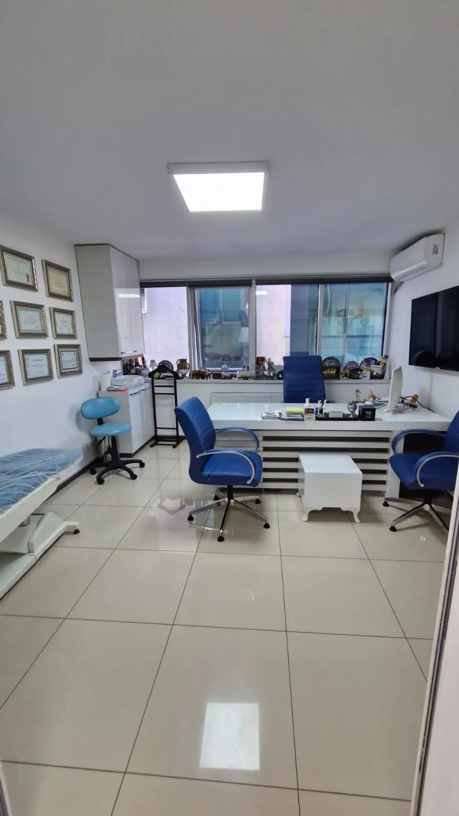 Doç. Dr. Çağatay Uluçay Muayenehanesi