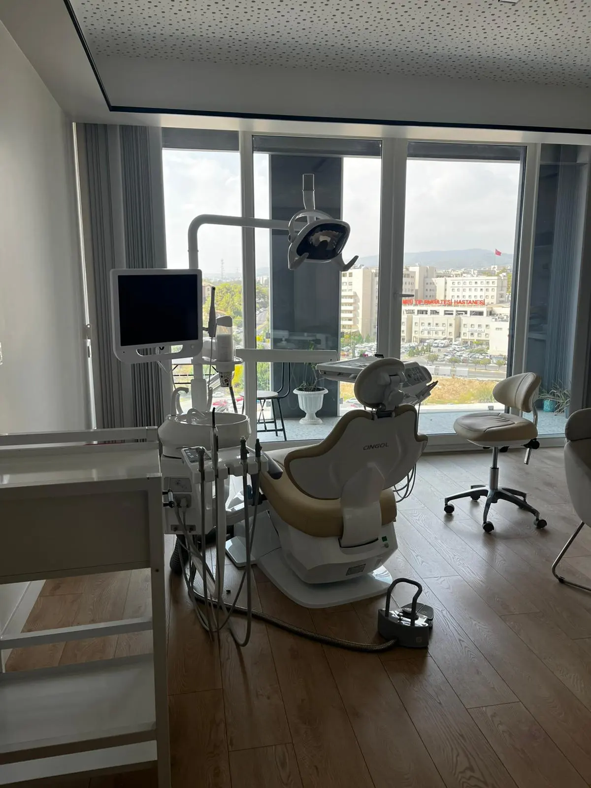 DİŞ HEKİMİ GÜLBAHAR YALÇIN
