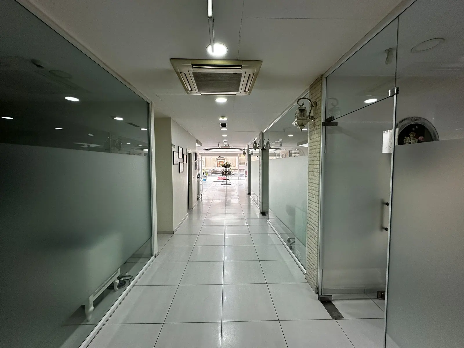 Dr. Umut Şimşek Dental Clinic