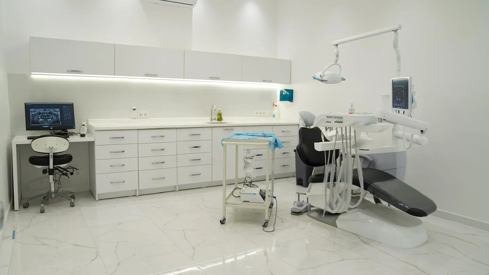 Furla dental clinic