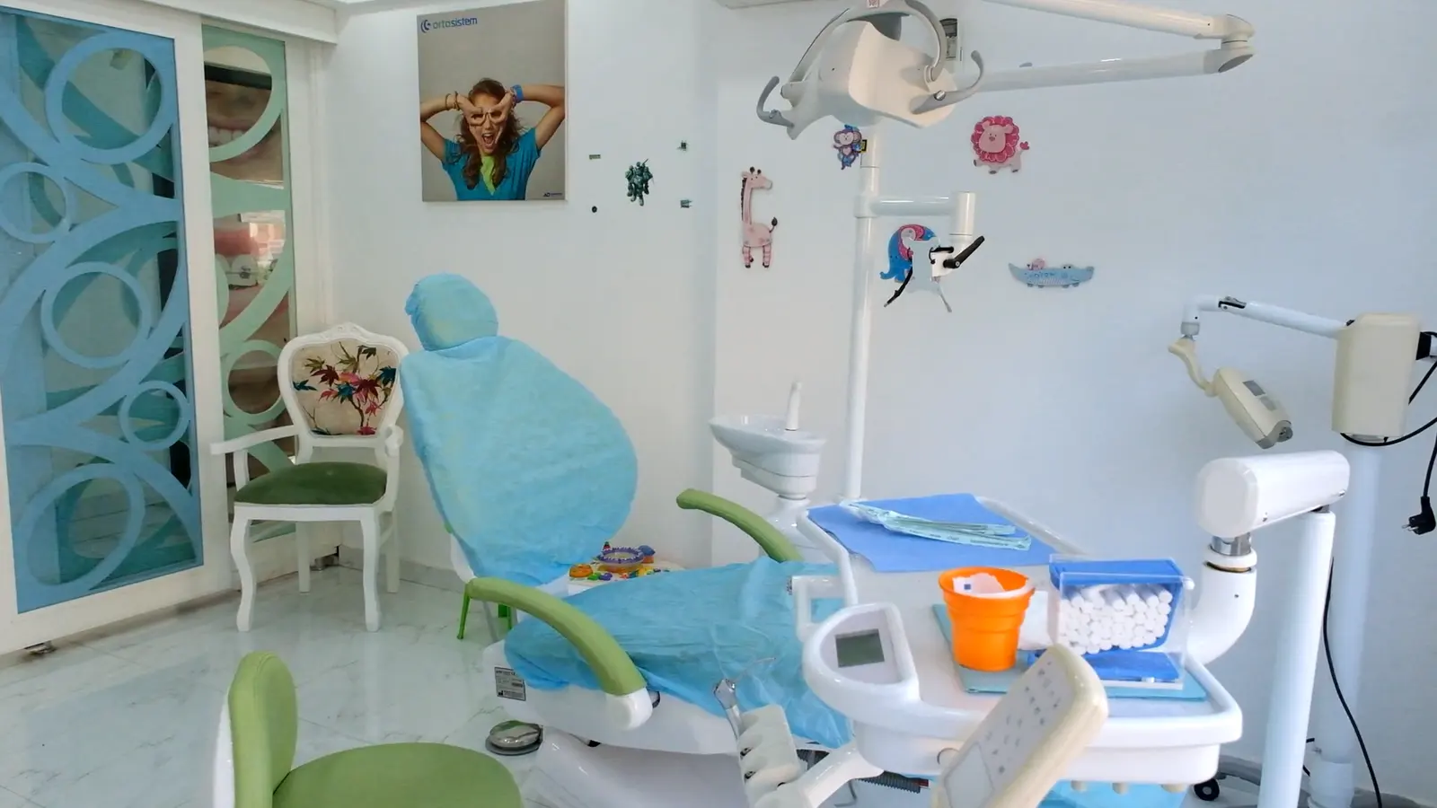 Özel Alanya Uzmanlar Ağız ve Diş Sağlığı Polikliniği