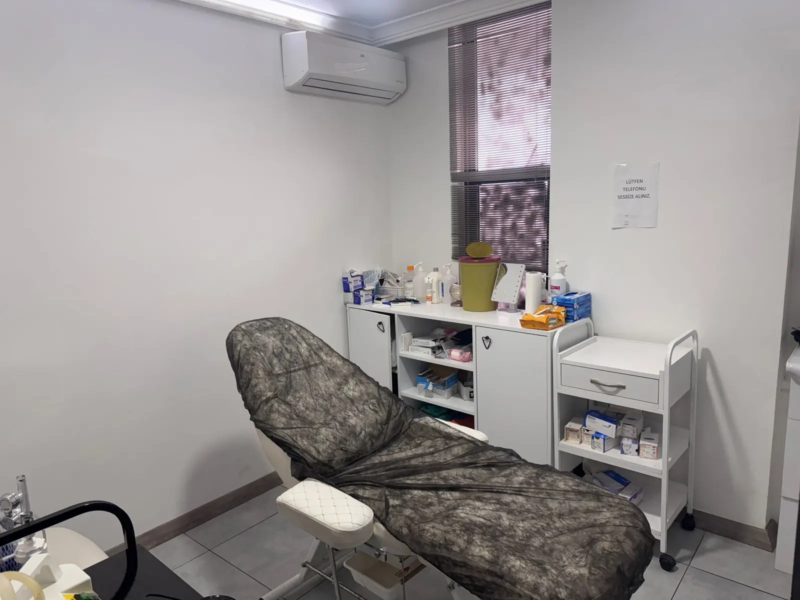 Op. Dr. Beste Kara Muayenehanesi