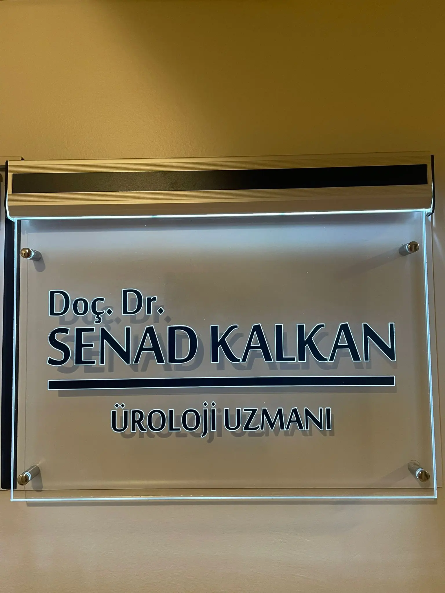 Doç. Dr. Senad Kalkan