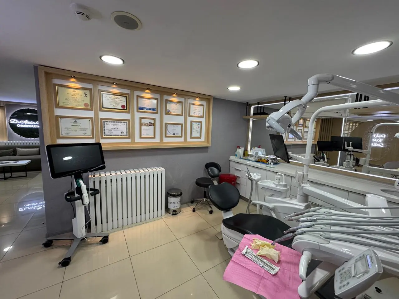 212 Dental Oral and Dental Health Clinic