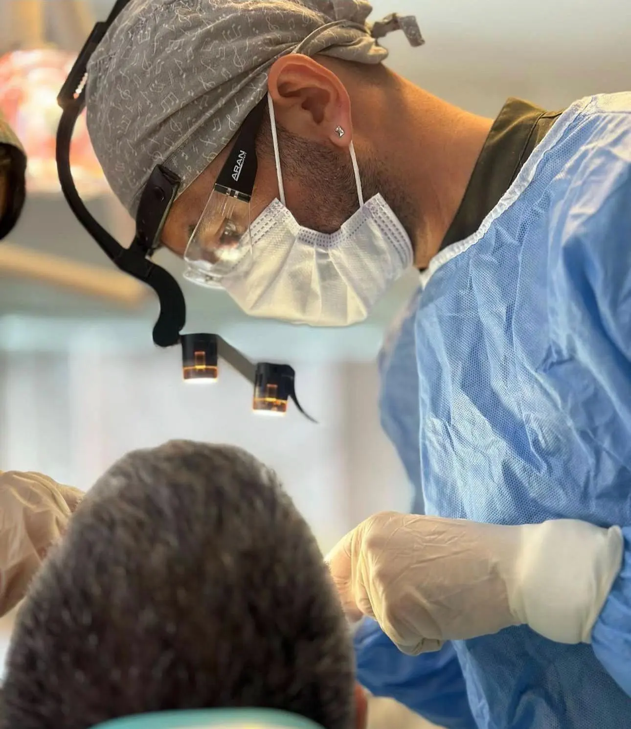 Çene Cerrahı Doç. Dr. Akif TÜRER