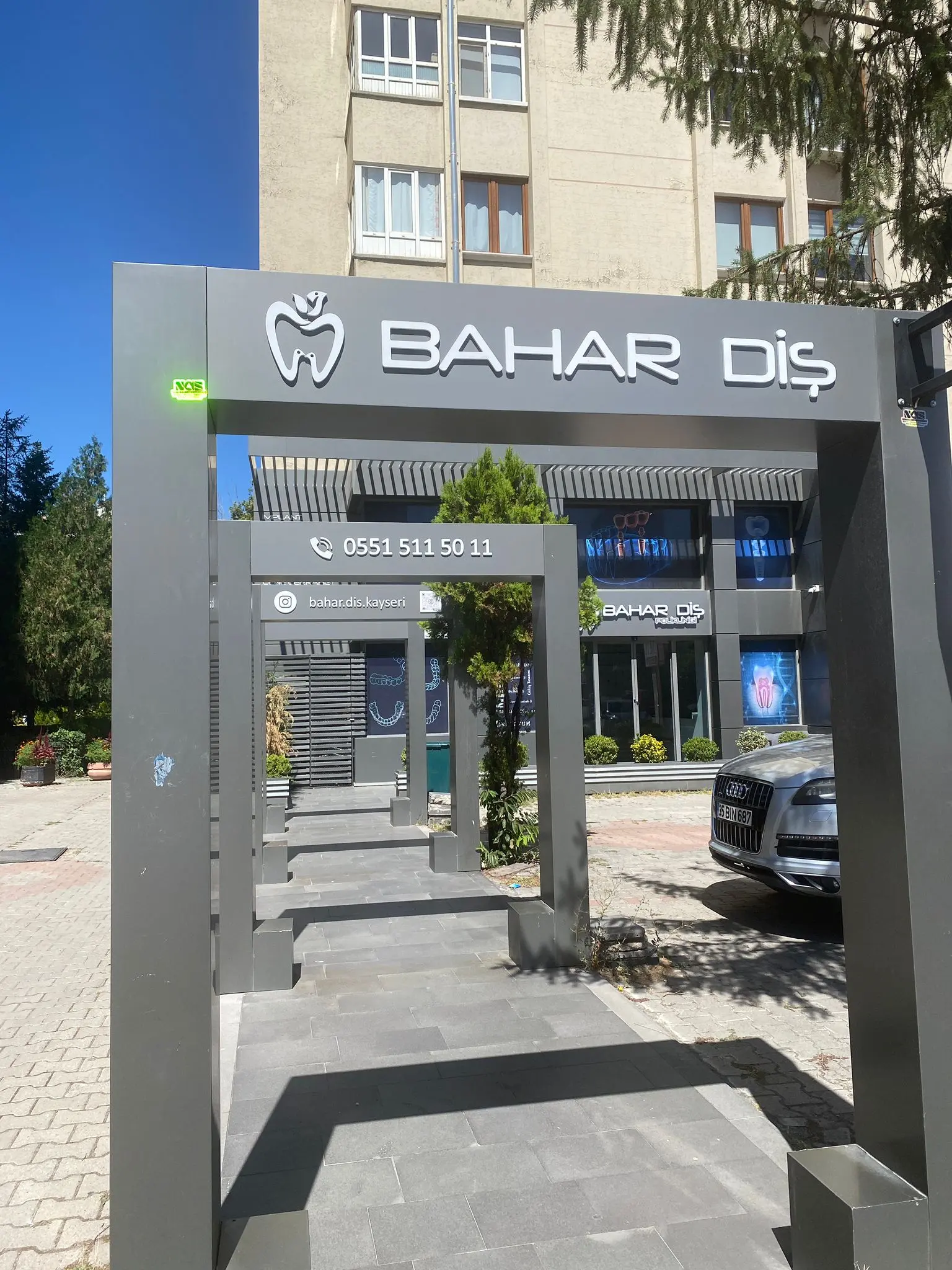 BAHAR DİŞ POLİKLİNİĞİ