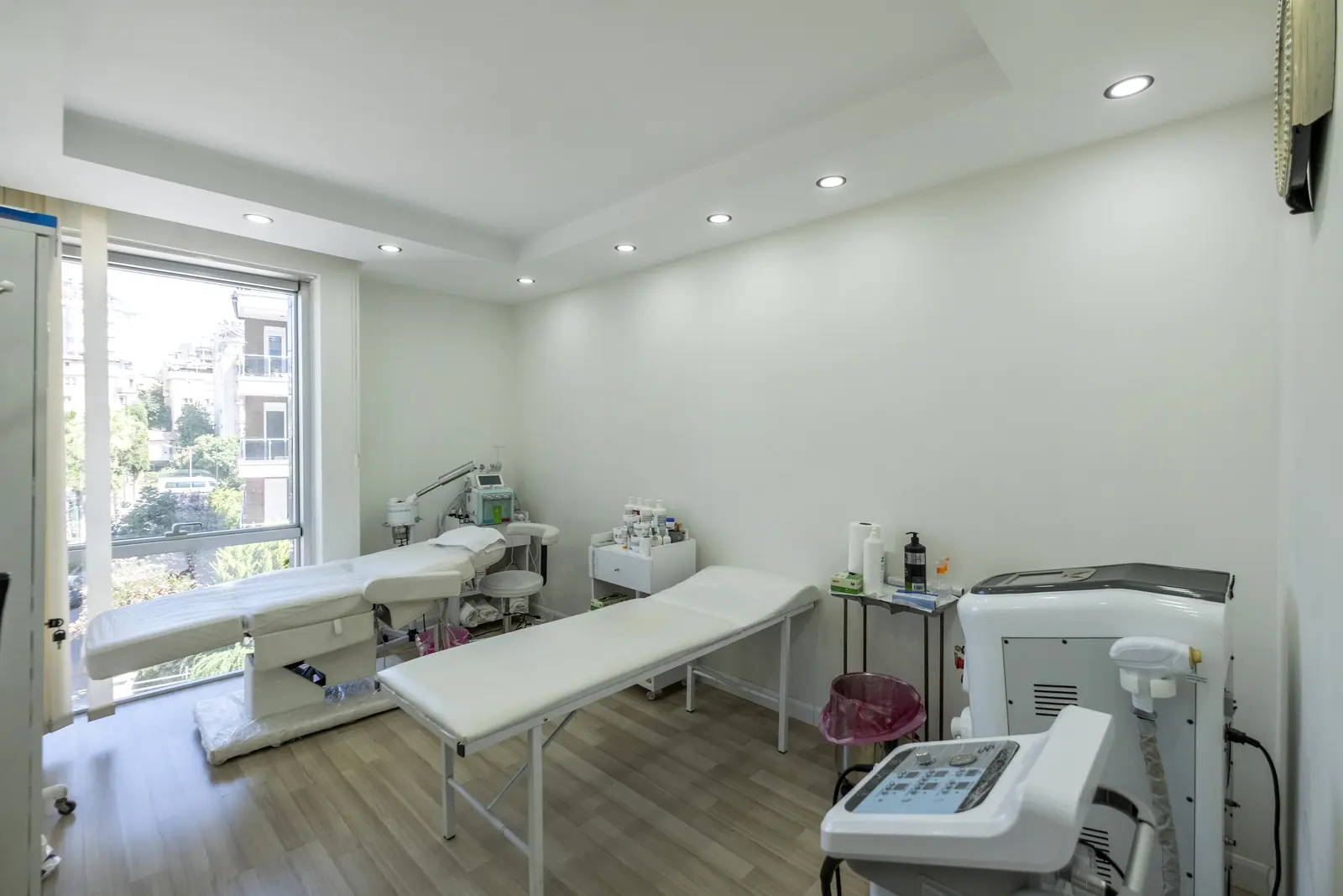 Op. Dr. Esra İnce Kliniği