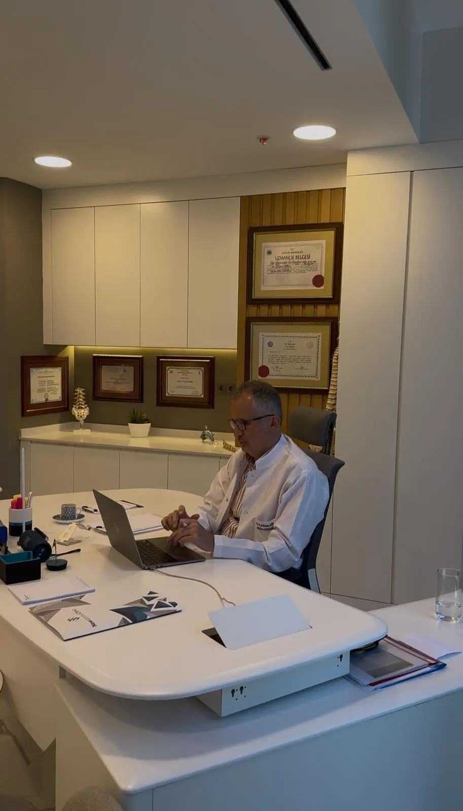 Dr.Ögr .Üyesi Gökhan Gökçe