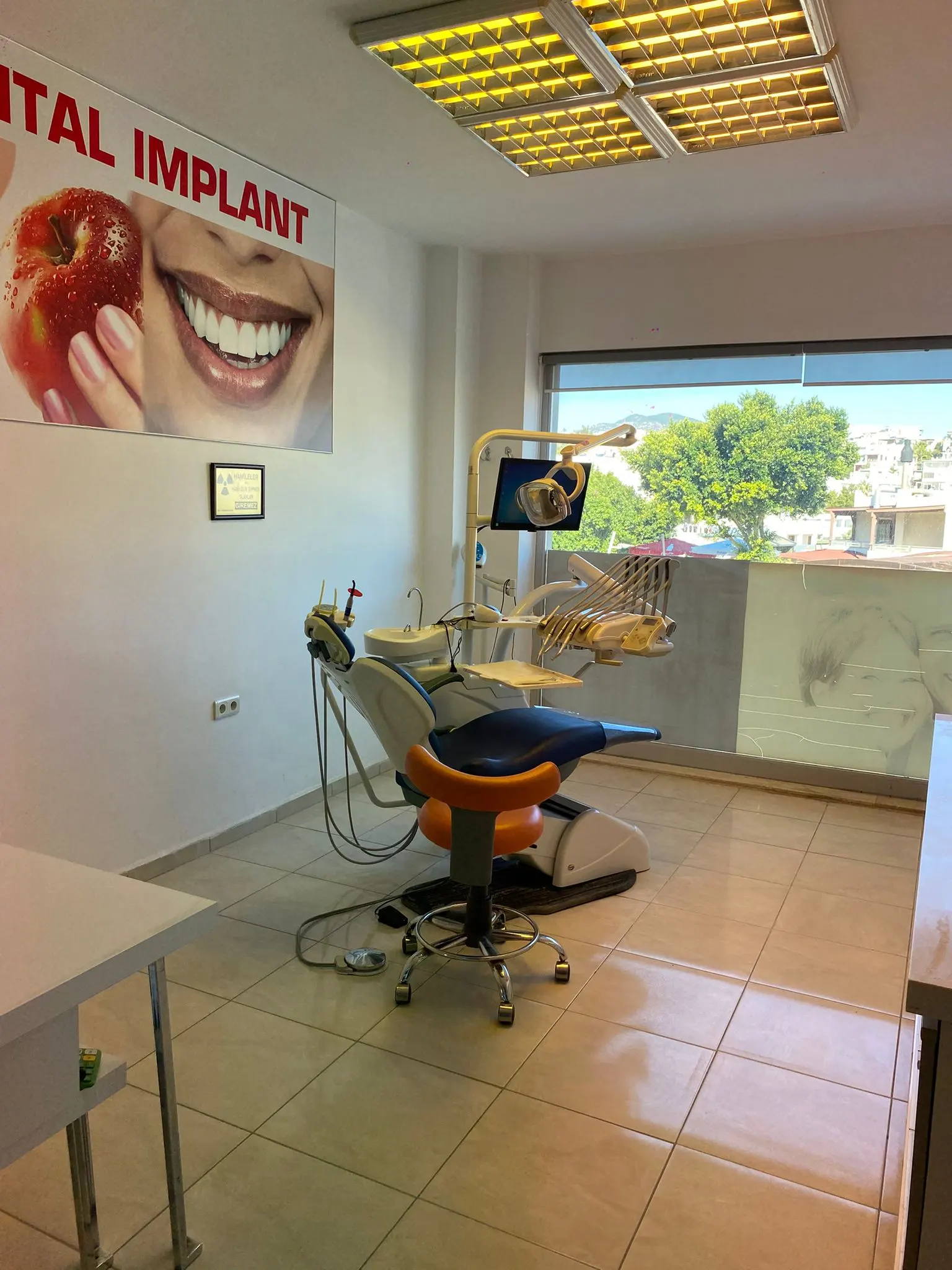 'Aesthetic Dental Clinic Branch
