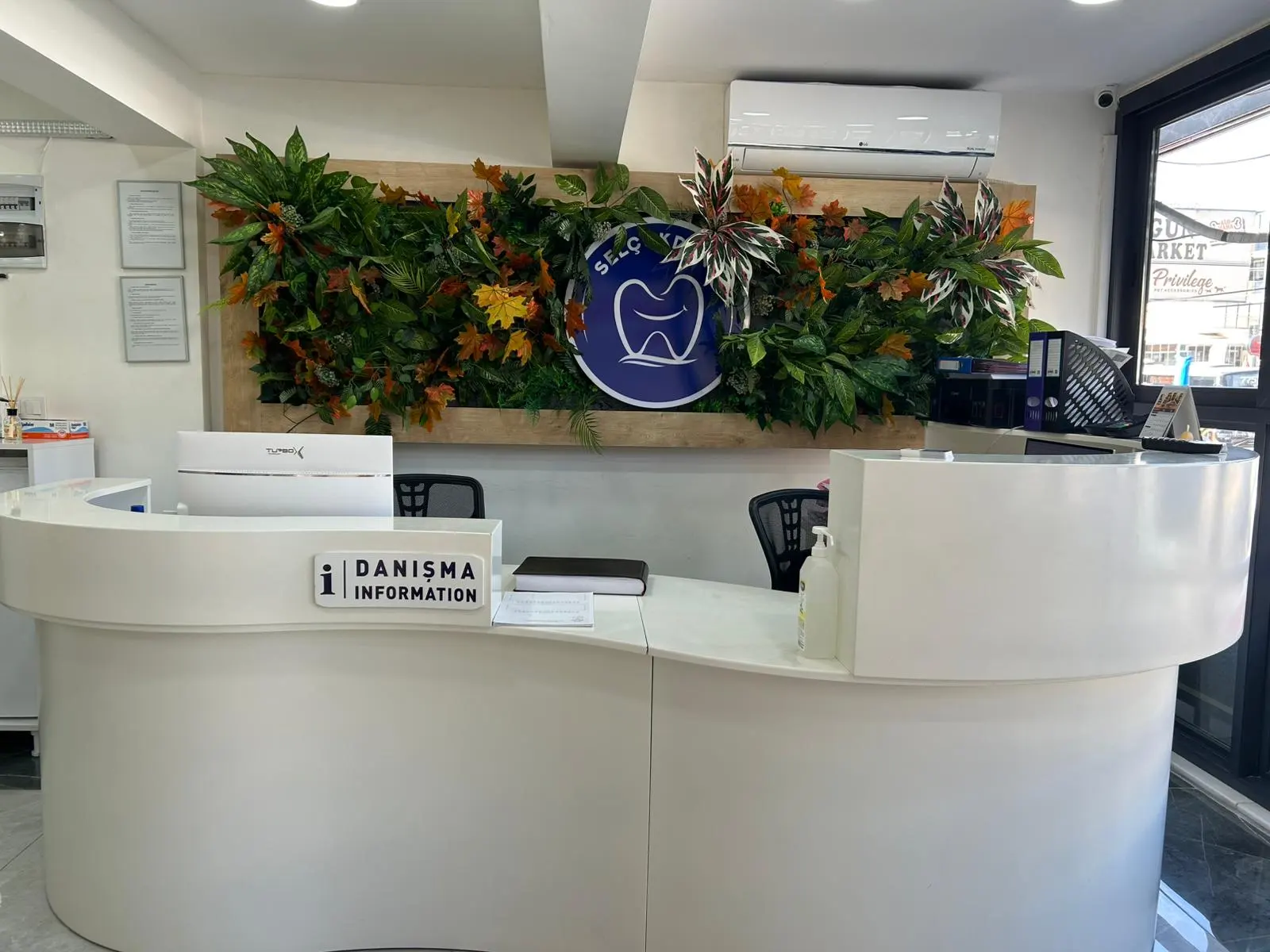 Selçuk Dent Diş Polikliniği Özdere Şubesi