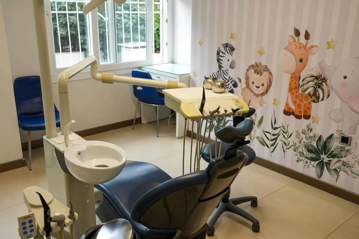 Özel Happydent Diş Polikliniği
