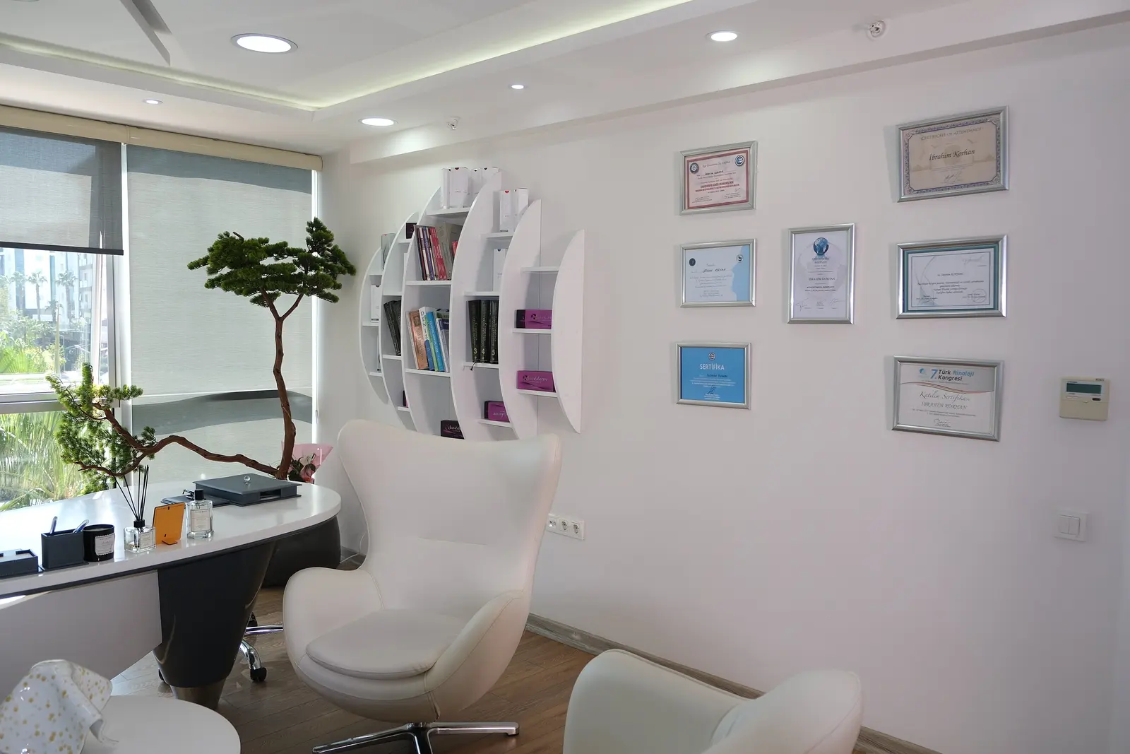 Op. Dr. İbrahim Korhan