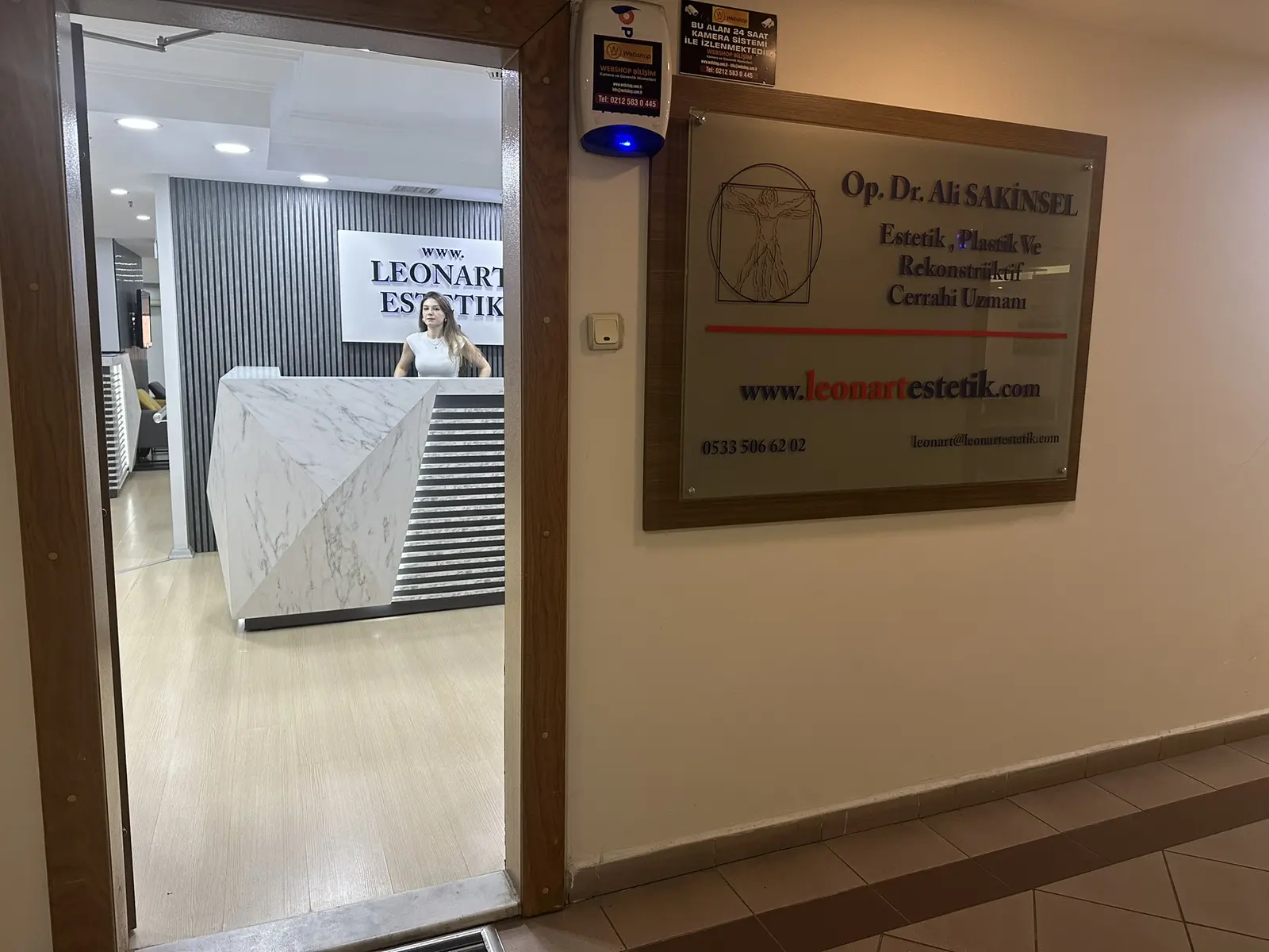LeonART Clinic