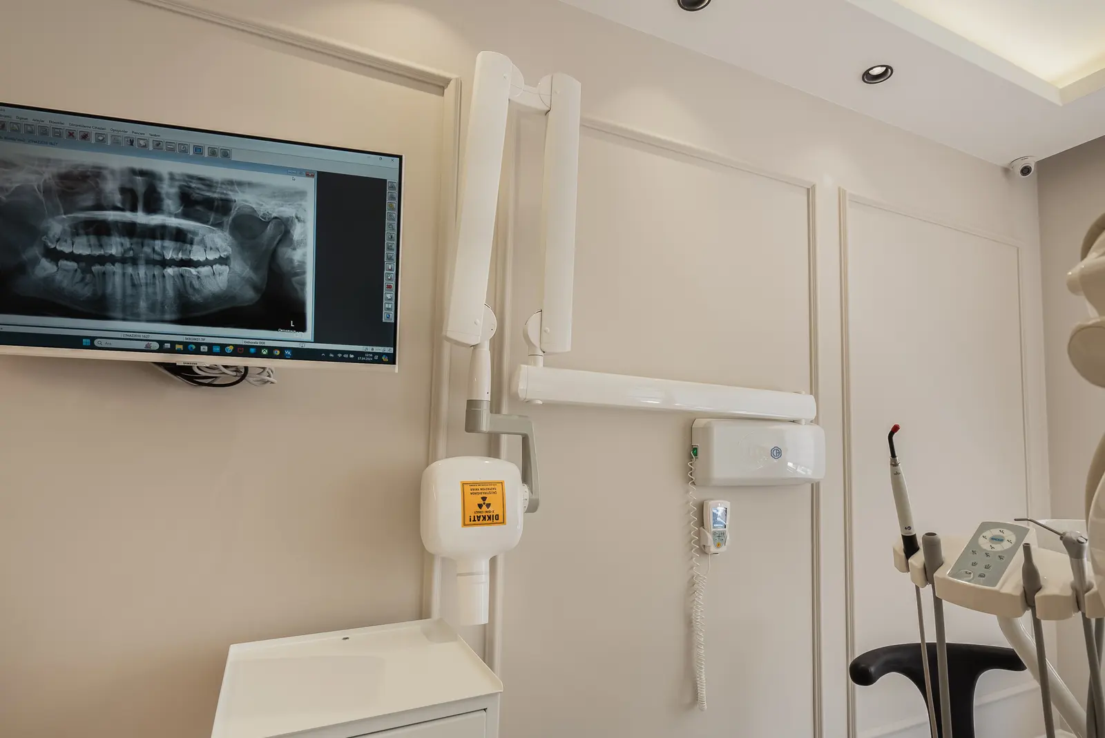 DentProfs Dental Clinic