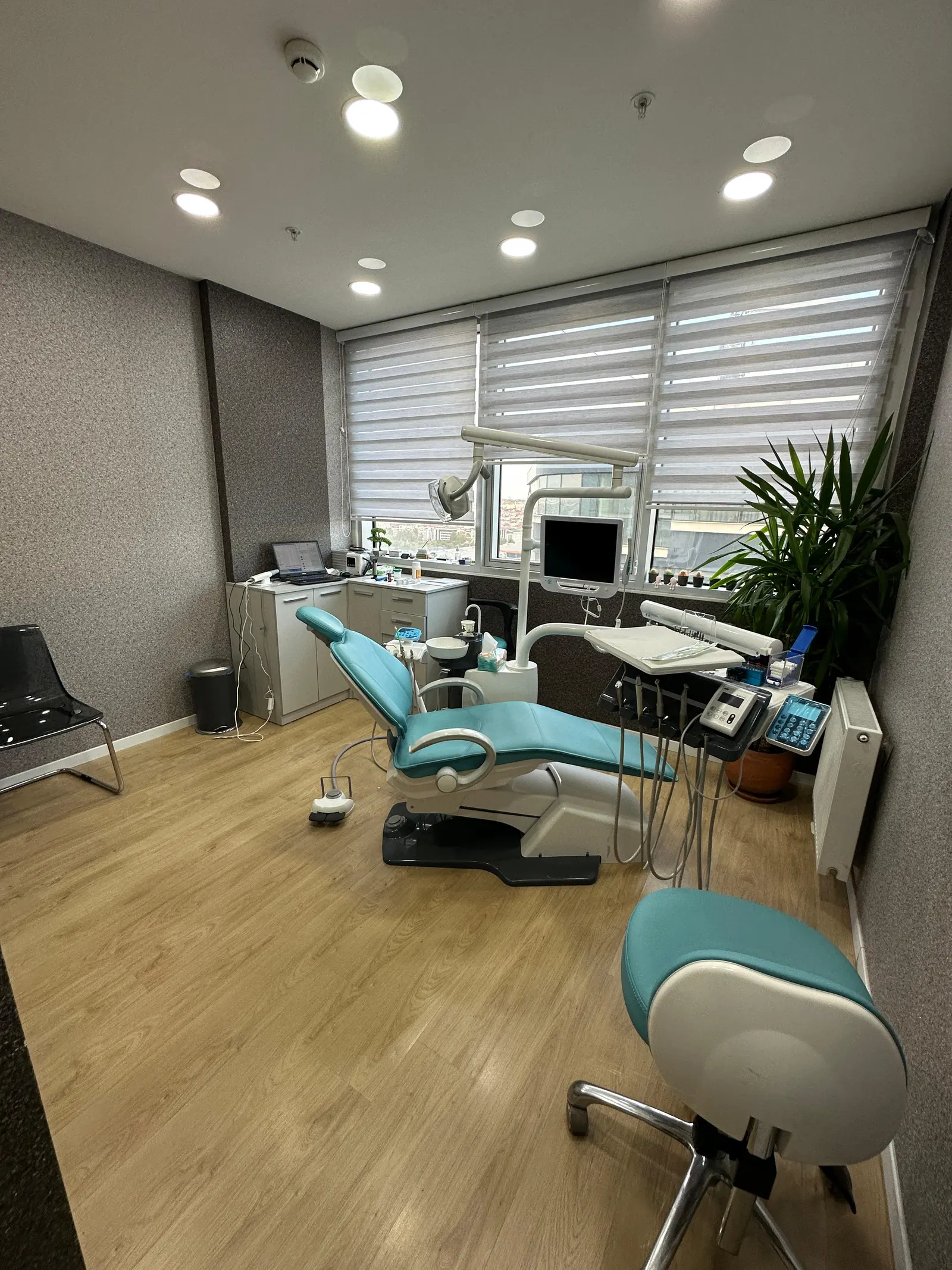 Dr. Rıfat Yıldız Klinik Ataköy Istanbul