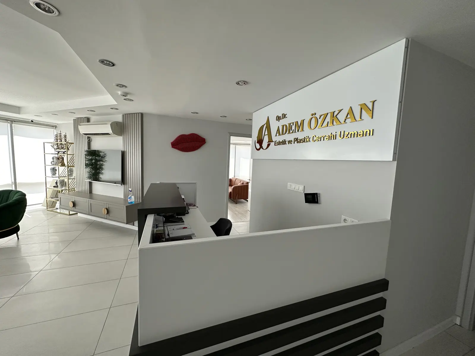 Op.Dr. Adem Özkan Muayenehanesi
