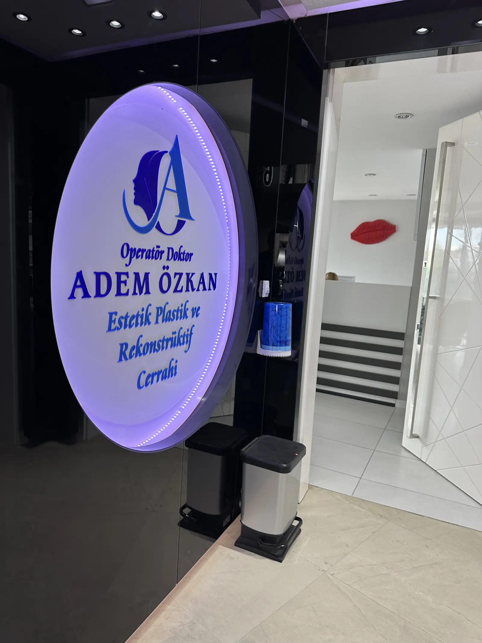 Op.Dr. Adem Özkan Muayenehanesi