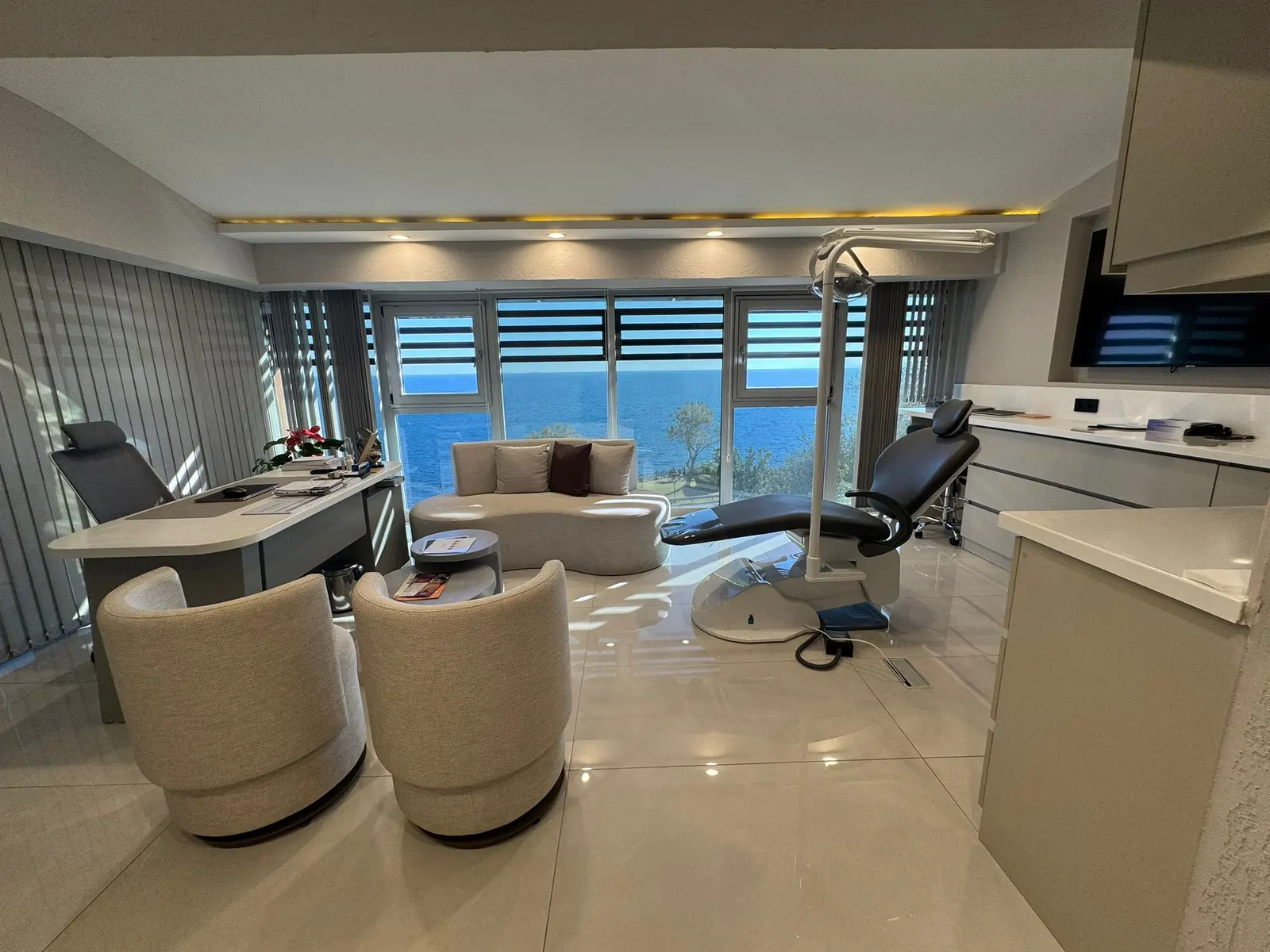 SE Hair Clinic