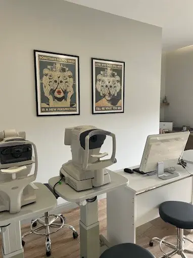 Doç.Dr.Çağlar Öktem Göz Hastalıkları Kliniği