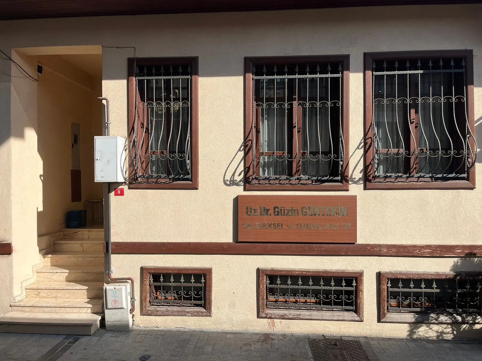 Uzm. Dr. Güzin Güntekin (Demirci) Muayenehanesi