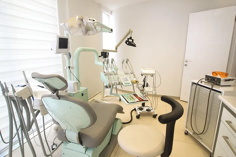 Dentist