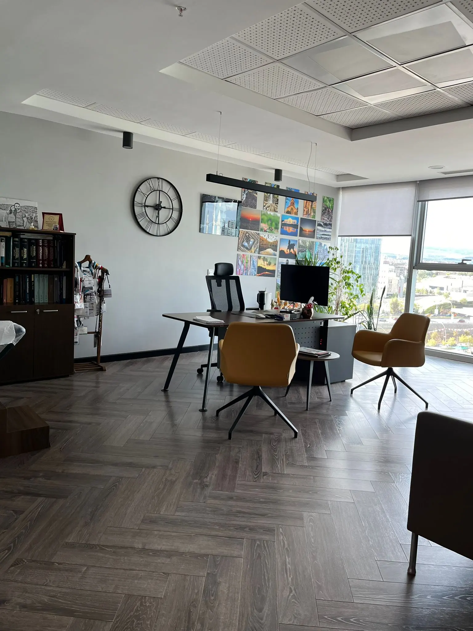 Prof. Dr. Ertuğrul Akşahin Muayenehanesi