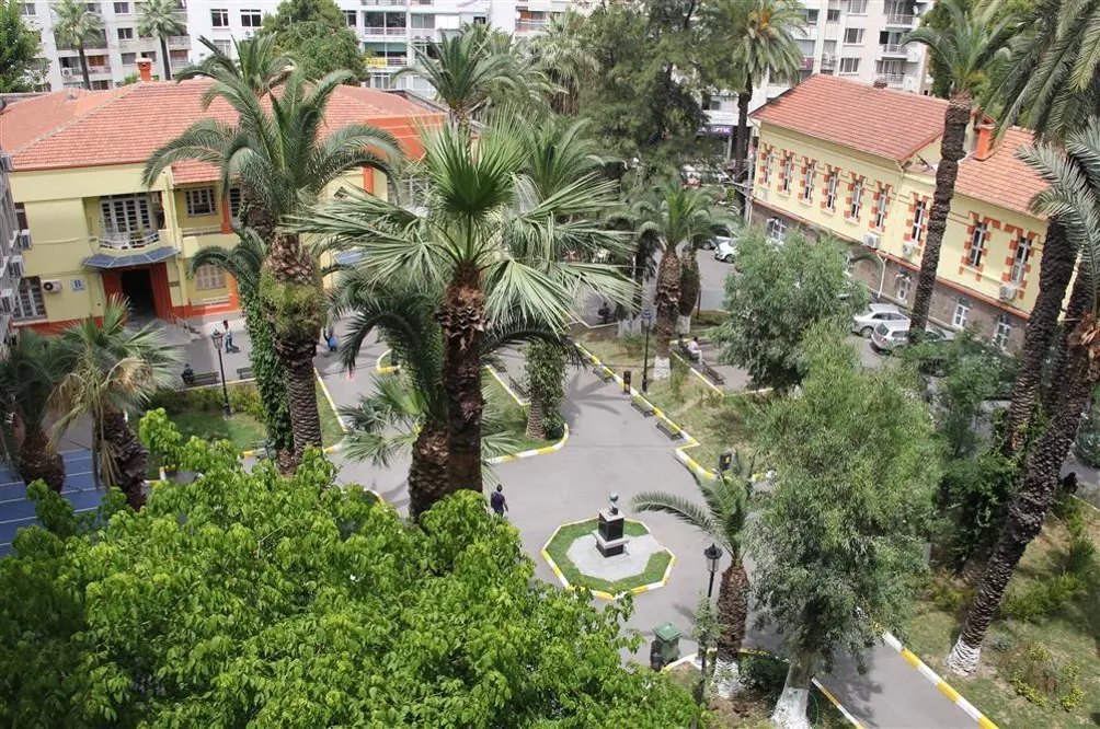 T.C.Sağlık Bakanlığı İzmir Alsancak Nevvar Salih İşgören Devlet Hastanesi