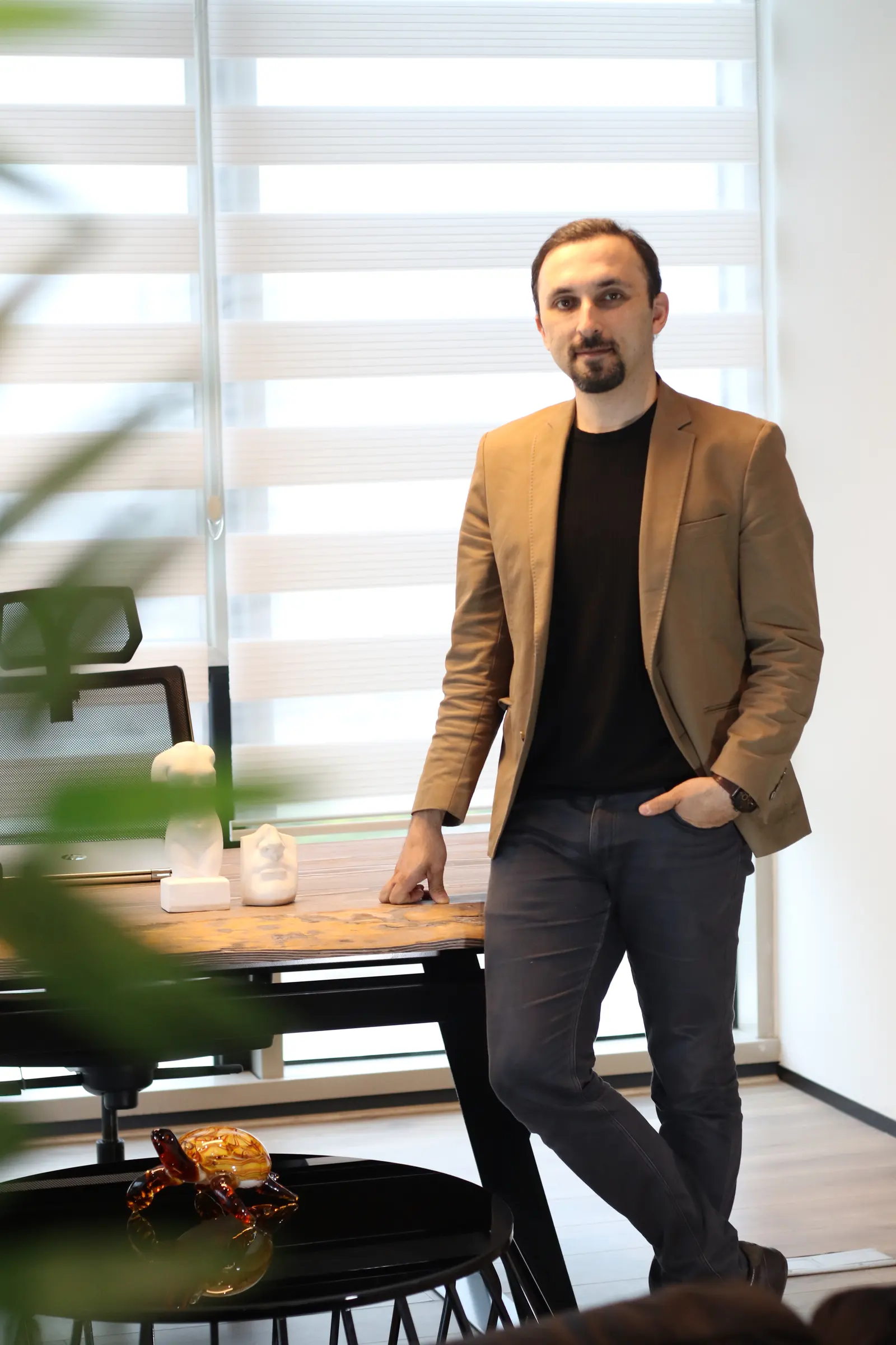 Dr. Hilmi Berkant Tunç Mersin Estetik Klinigi